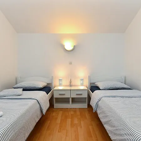Apartamento Mladen 1860 Medulin